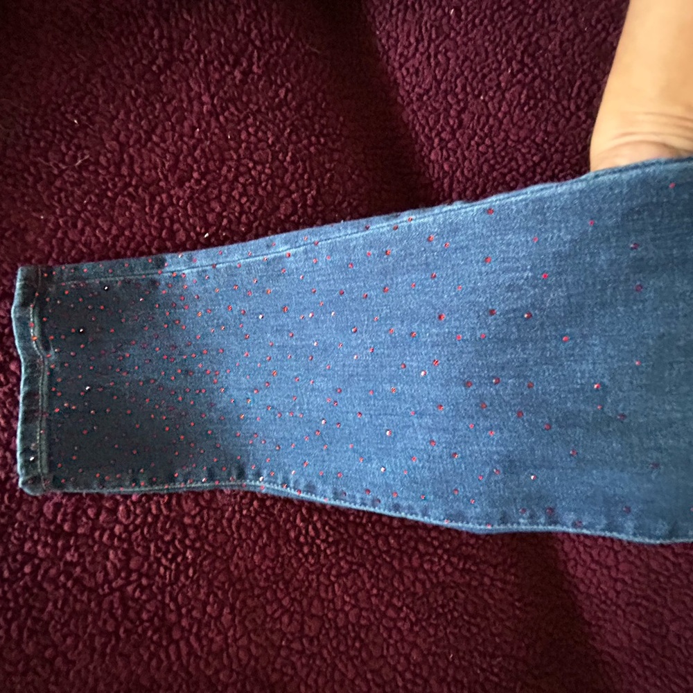 Chico’s jegging size 1.5R (10/12) with embellished legs EUC - Picture 2 of 4